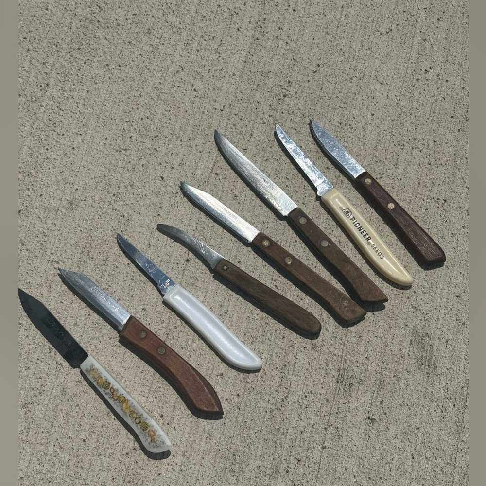 Random lot of pairing knives set of 8